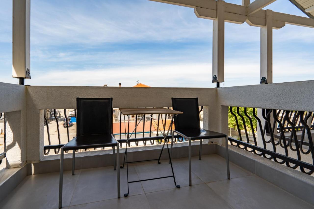 Bemyguest Comfort Zefyros Neoi Poroi Exterior foto